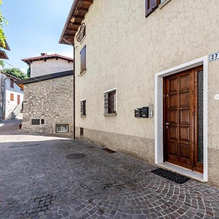 Апартаменти Casa Italo Гардоне-Рив'єра Екстер'єр фото